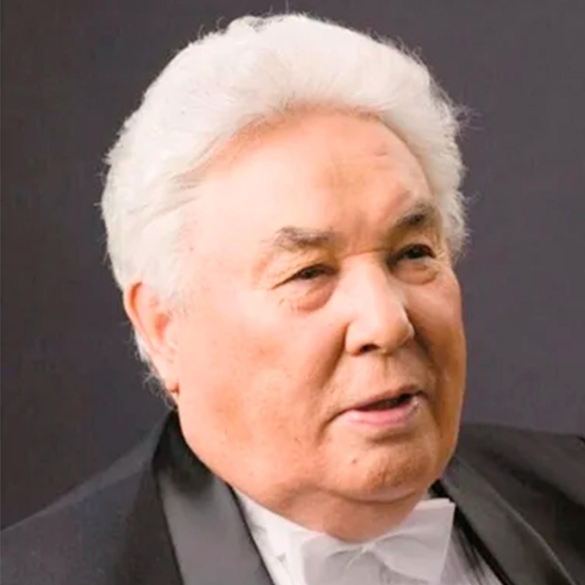 Photo of Ermek Serkebaev