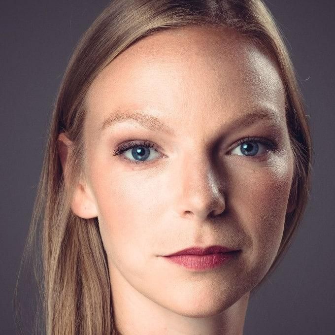 Photo of Valerie Rall