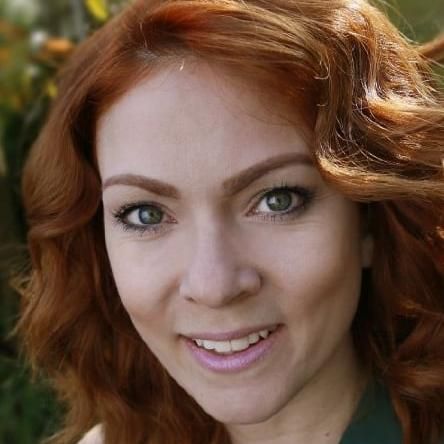 Photo of Honey Holmes