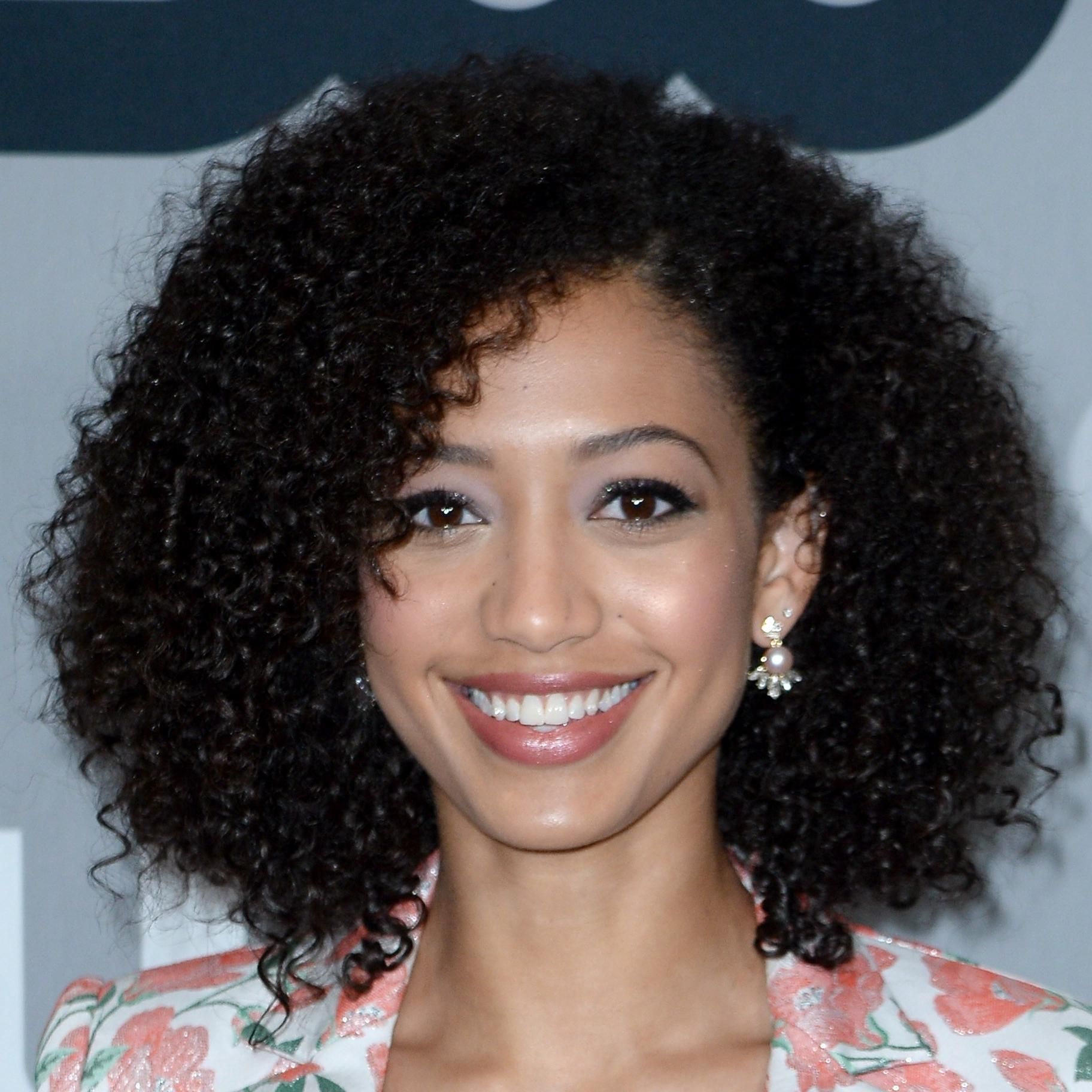 Photo of Samantha Logan