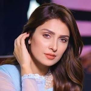 Photo of Nadia Hussain