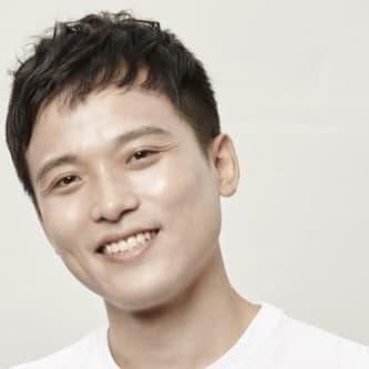 Photo of Shin Dong-eun