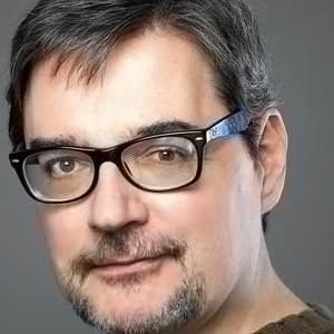 Photo of Phoef Sutton