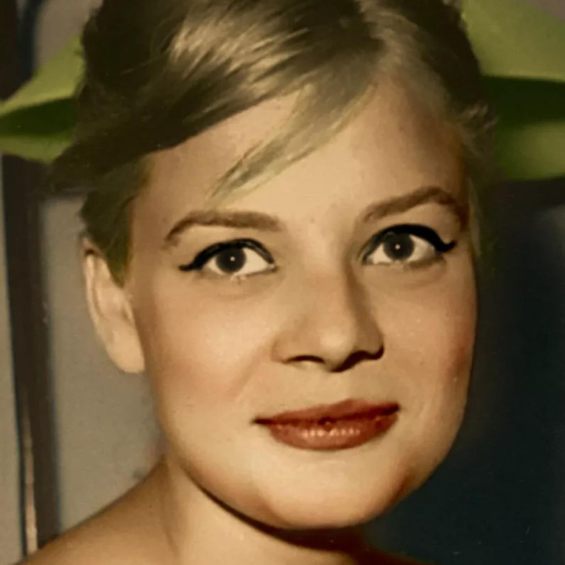 Photo of Nadia Lotfi