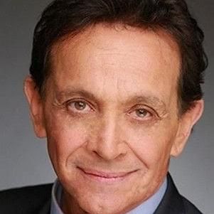 Photo of Andrew Rubin