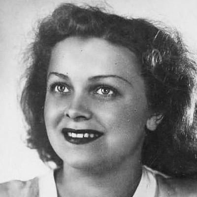 Сама уводила мужей из семей, но не простила любимому измену с 29-летней венгерко