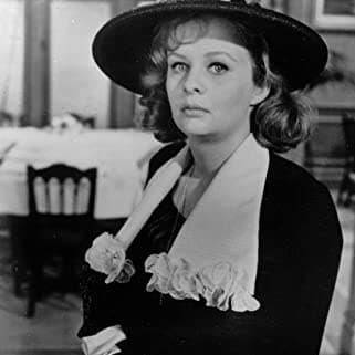 Photo of Mary-Robin Redd