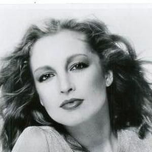 Photo of Lori Wagner