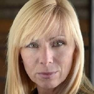 Photo of Carolyn Adair