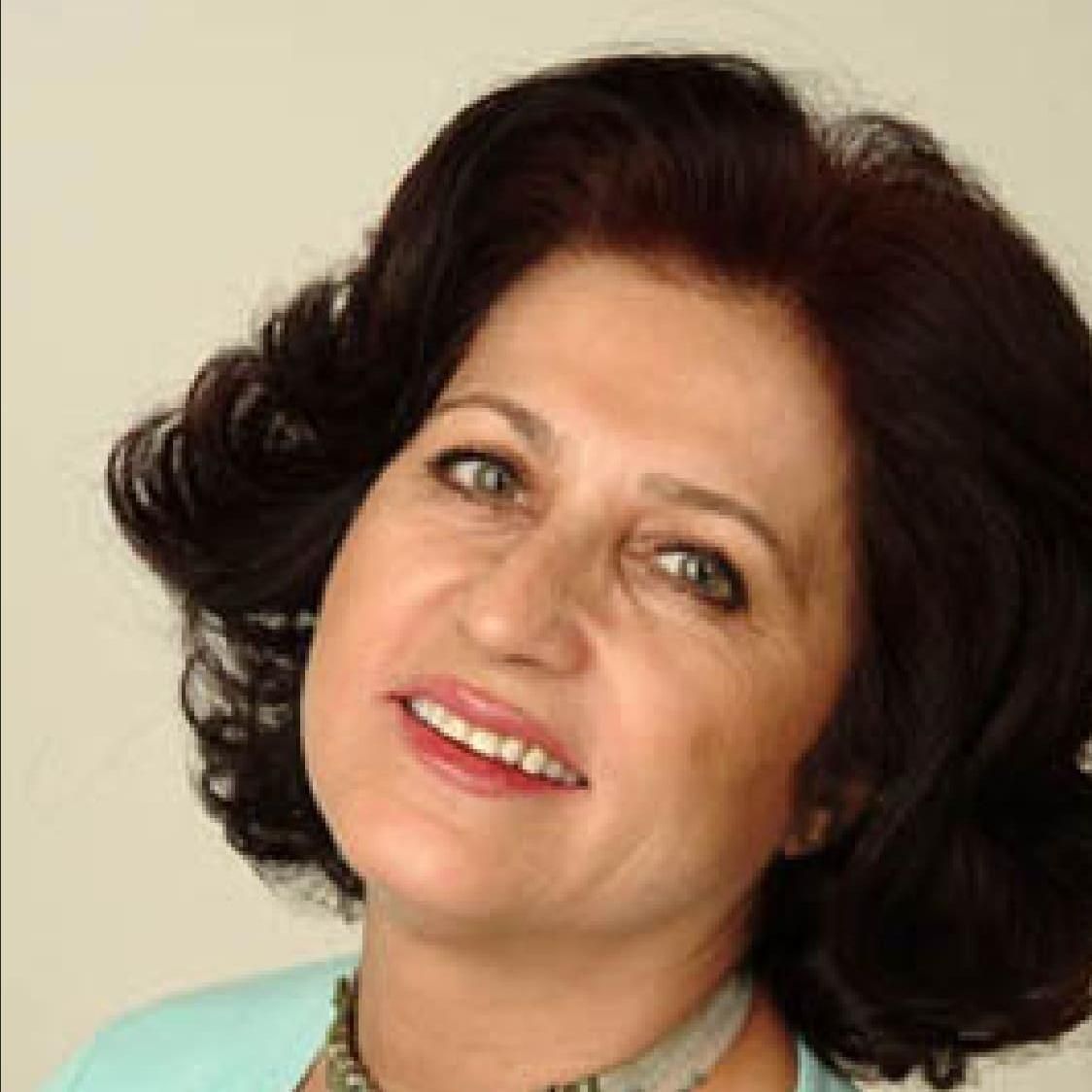 Photo of Betül Arım