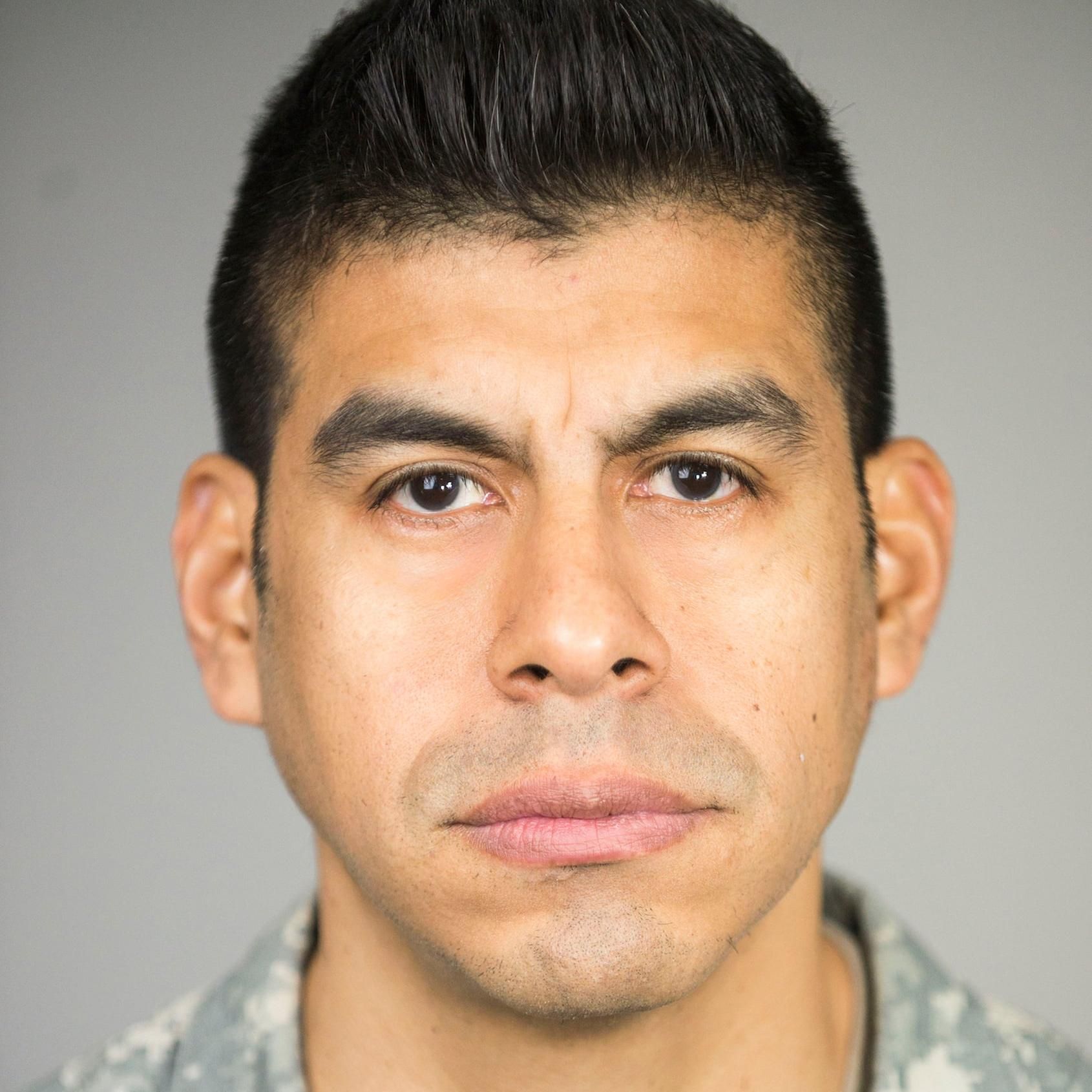 Photo of Cesar de León