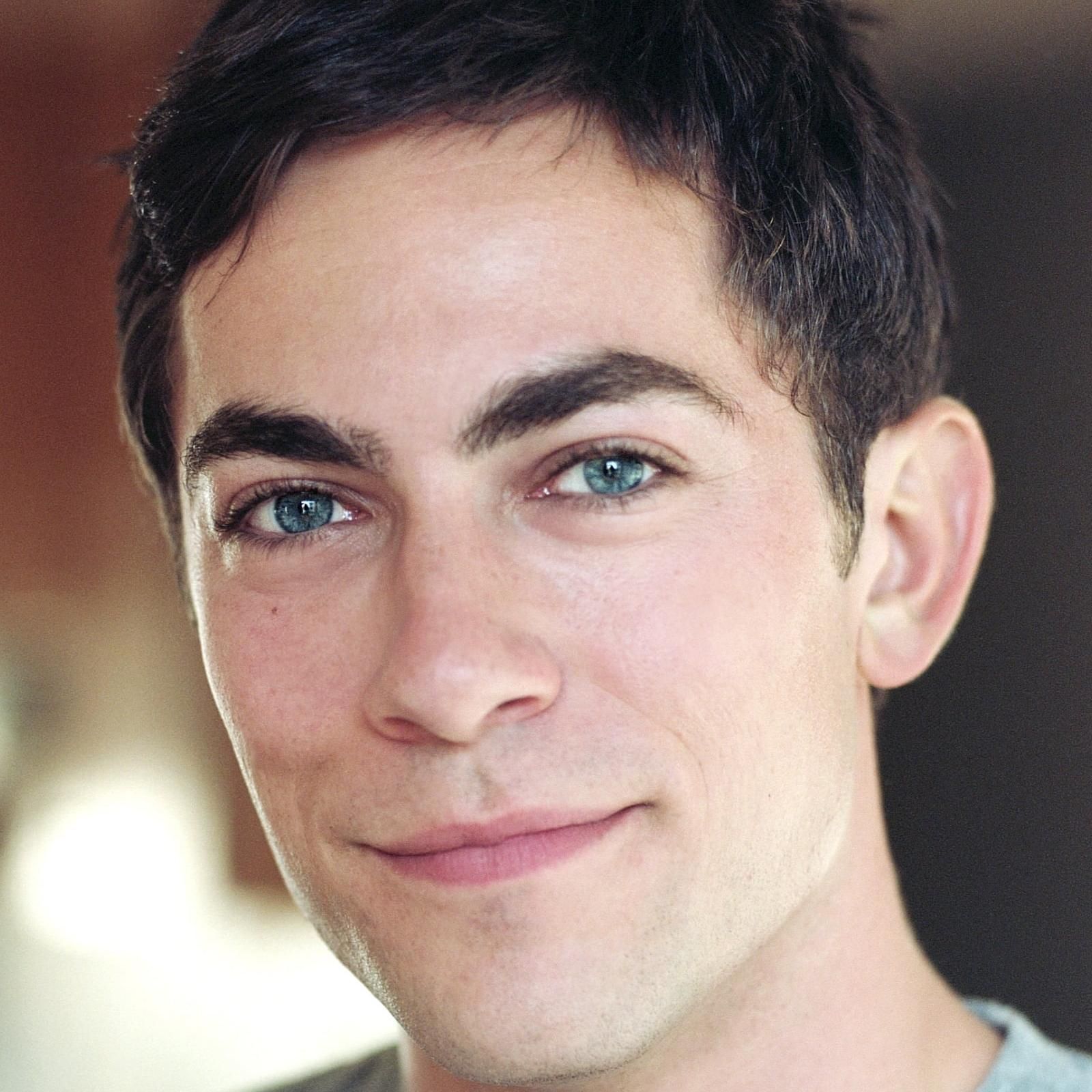 Photo of Evan Dumouchel