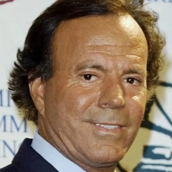 Photo of Julio Iglesias