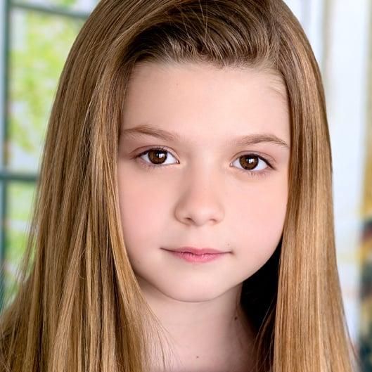 Photo of Chloe Perrin