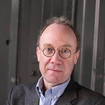 Photo of Ben Macintyre