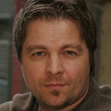 Photo of Andrew Lenz