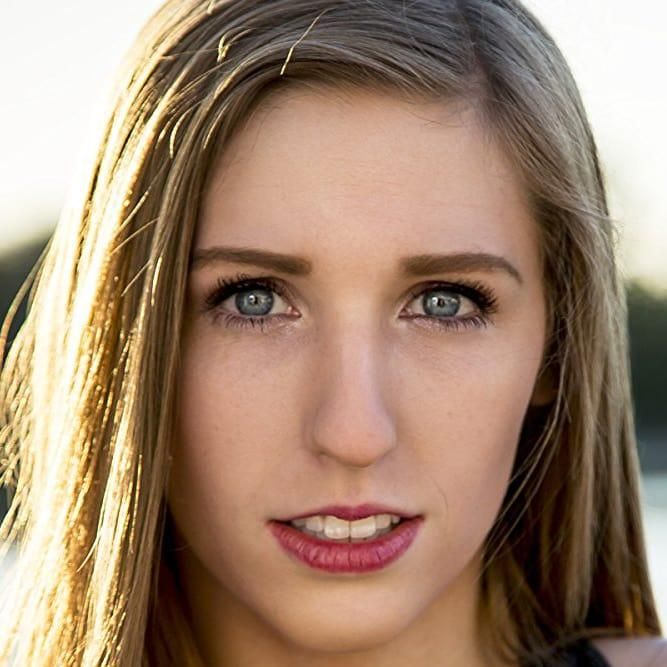 Photo of Danielle Lyons