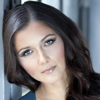 Photo of Nana Gouvea