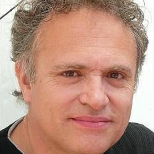 Photo of Daniel Lafourcade