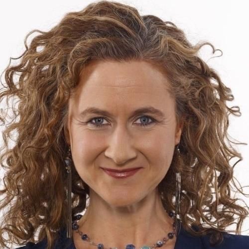 Photo of Heather Henson