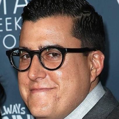 Photo of Andrew Singer