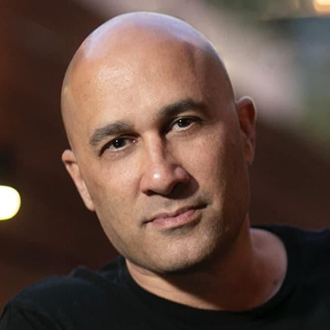 Photo of Lawrence Smith