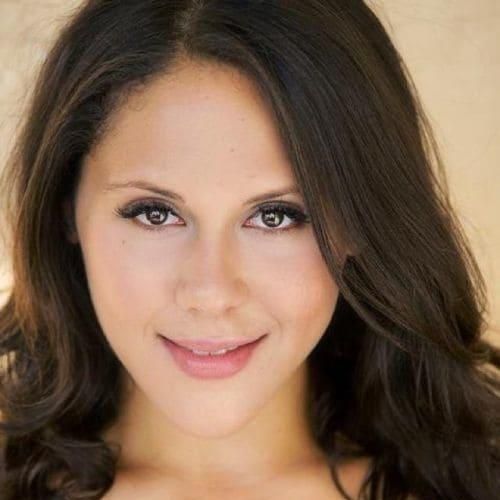 Photo of Jacqui Popelka