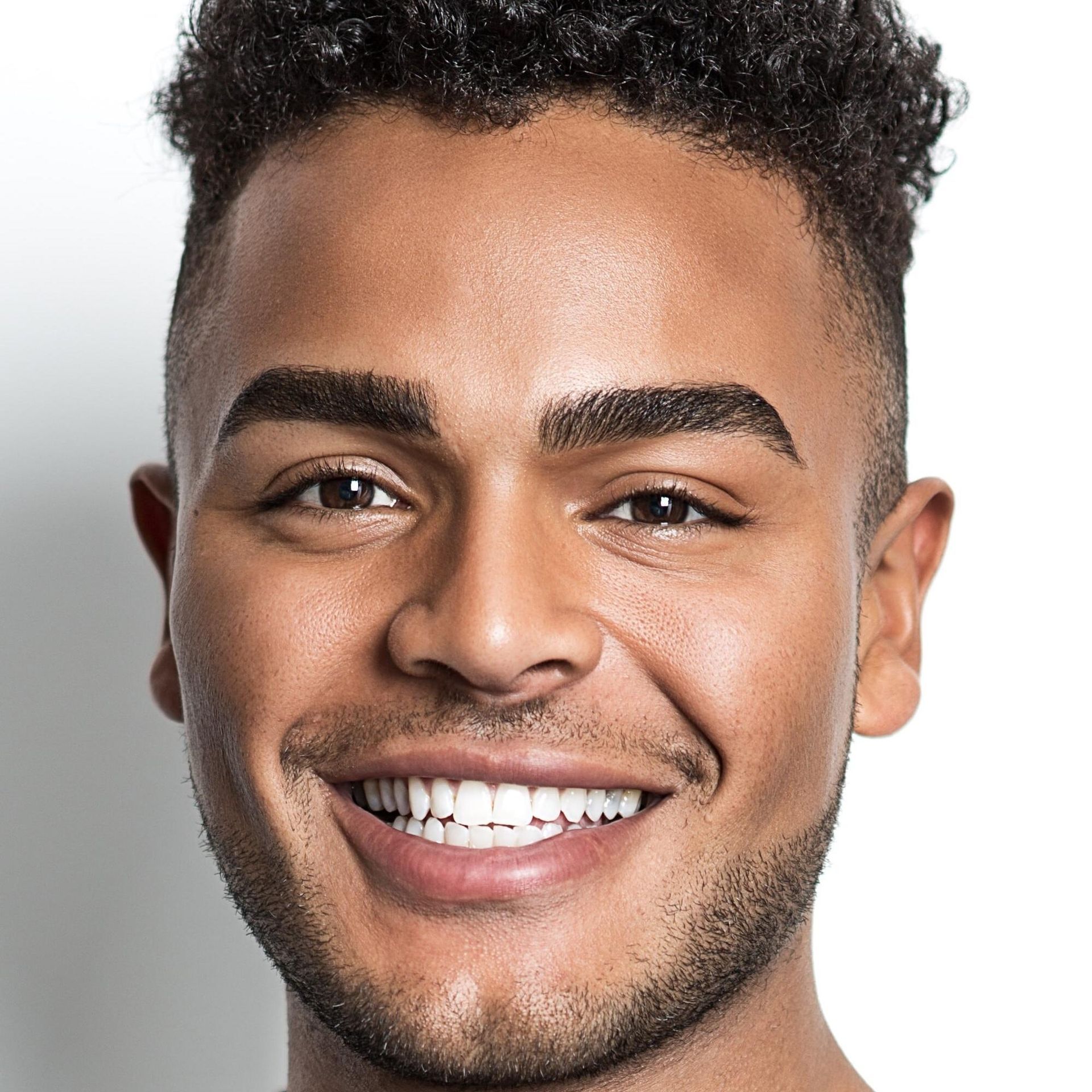 Photo of Nathan Henry