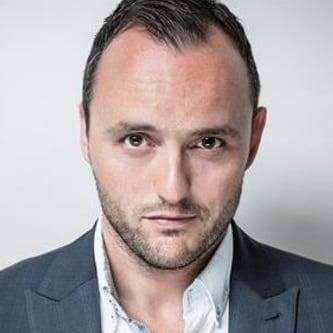 Photo of Simon Lee Phillips