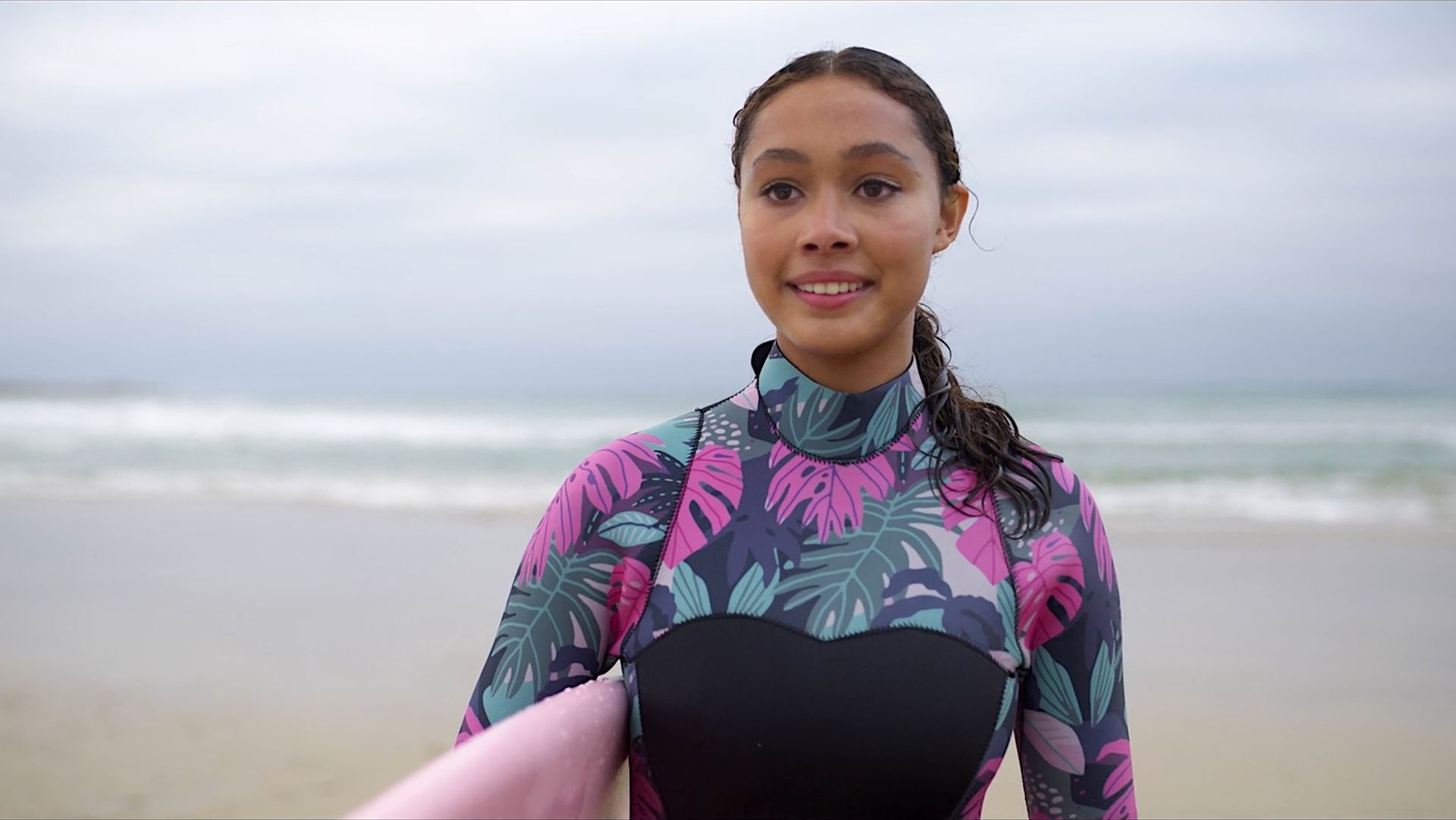 Watch Surviving Summer • Season 1 Full Episodes Online - Plex