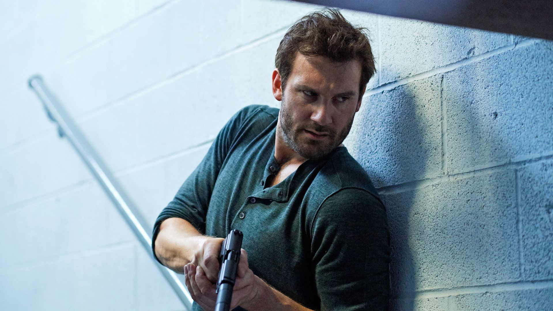 Watch Taken (2017) • Season 1 Full Episodes Free Online - Plex