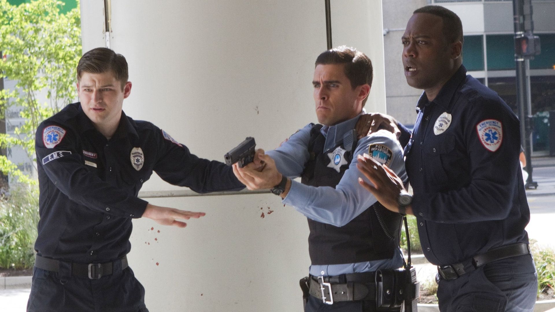 Watch Sirens (2014) • Season 1 Full Episodes Online - Plex