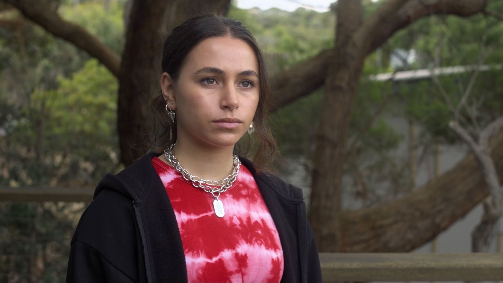 Watch Surviving Summer • Season 1 Full Episodes Online - Plex