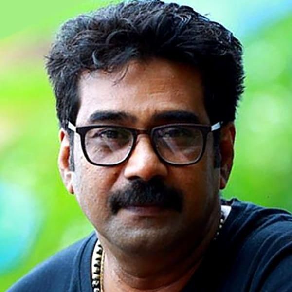 Watch Anuraga Karikkin Vellam (2016) Full Movie Online Plex