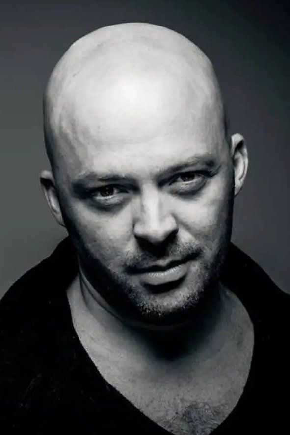 Photo of Daniel Lobo