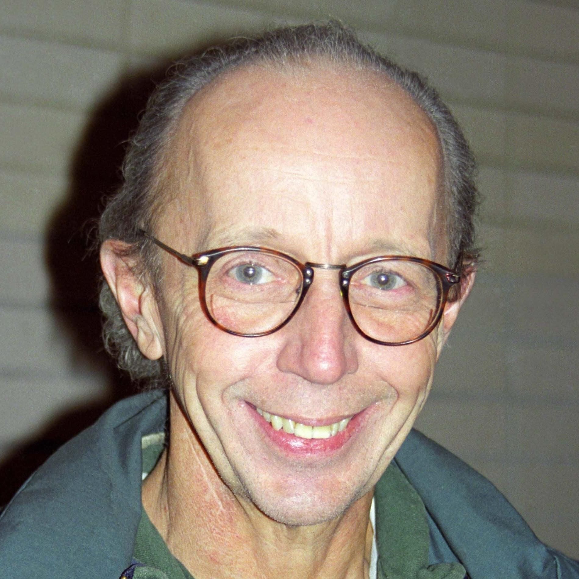 Photo of Max Wright