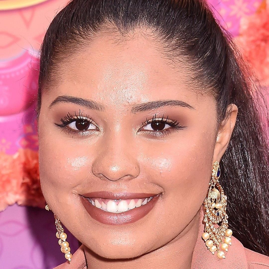 Photo of Roshni Edwards