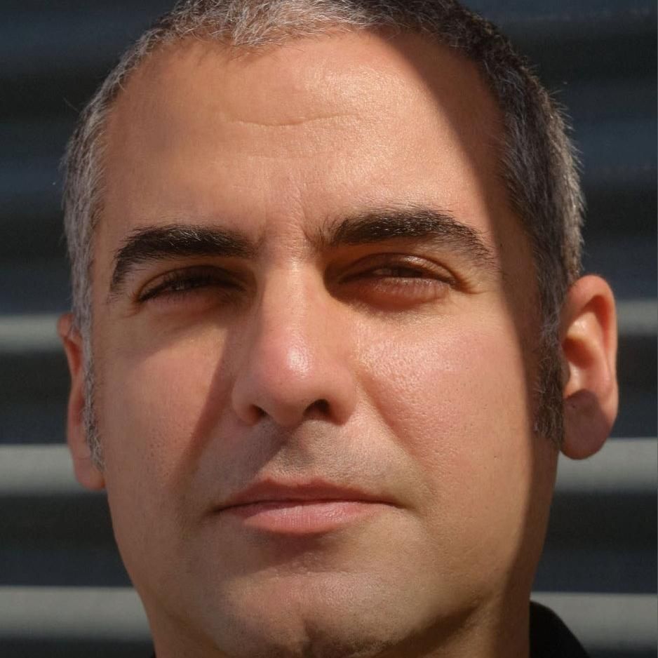 Photo of Ara Khanikian