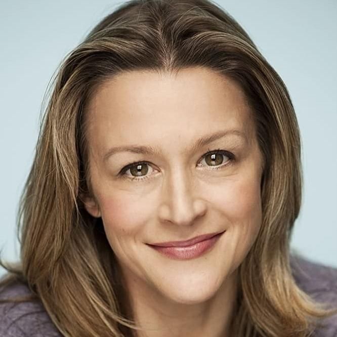 Photo of Maree Barnett